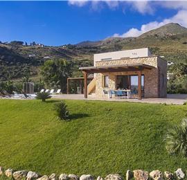 4  bedroom villa with pool, Scopello, sleeps 8